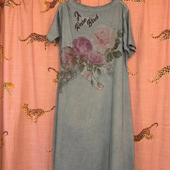 NWT A Rare Bird Butterfly Garden T Shirt Dress - Picture 13 of 13